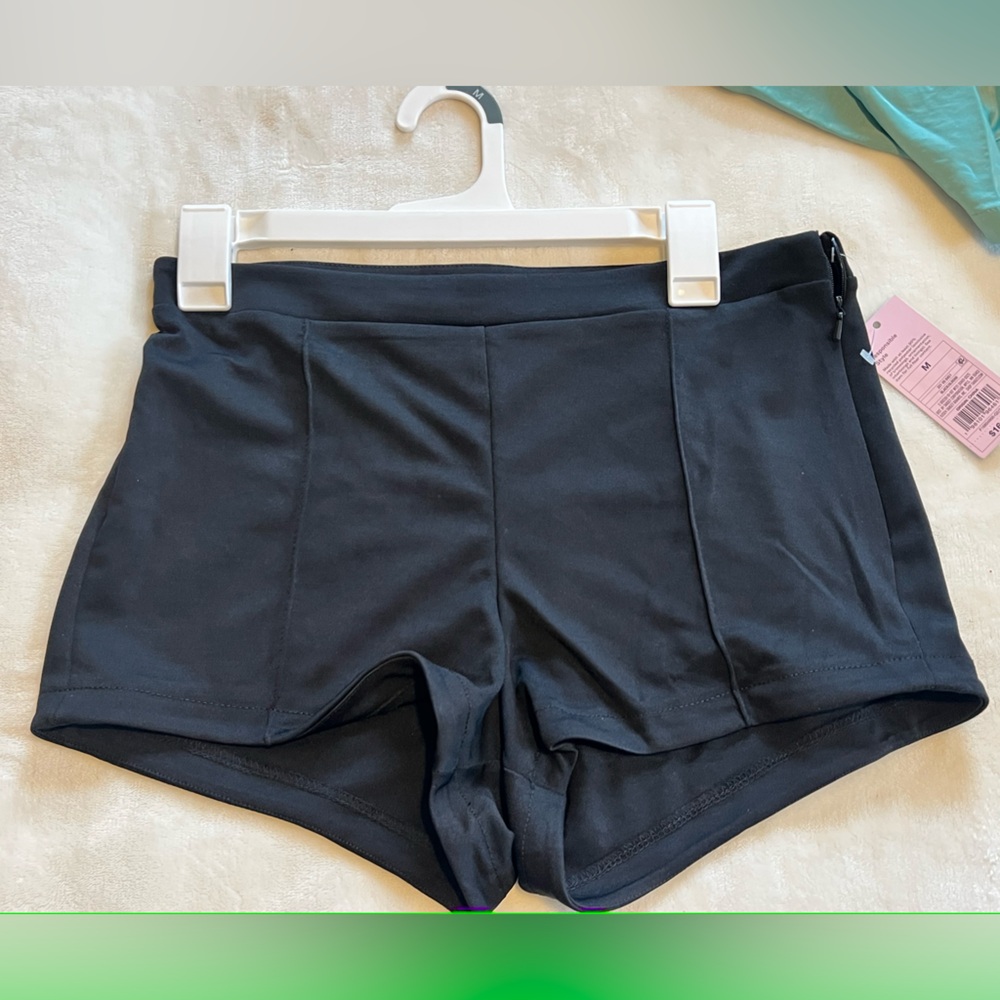 Wild fable high rise micro activewear shorts size Medium NWT